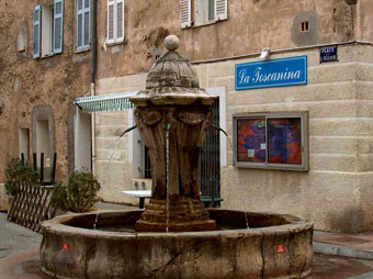 fontaine  Trans-en-Provence